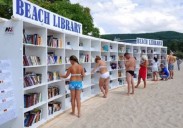 ee22Libreria-sulla-spiaggia